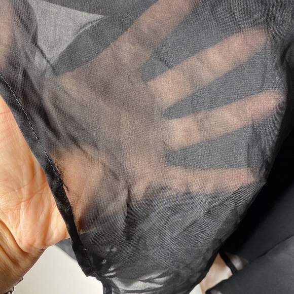 Armani Exchange vest size medium - Picture 3 of 8